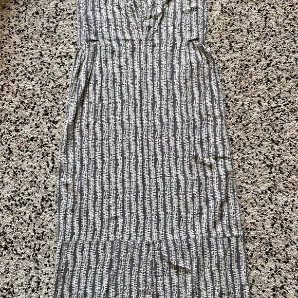 Mirth Caftan Dress sz Medium - Picture 2 of 5